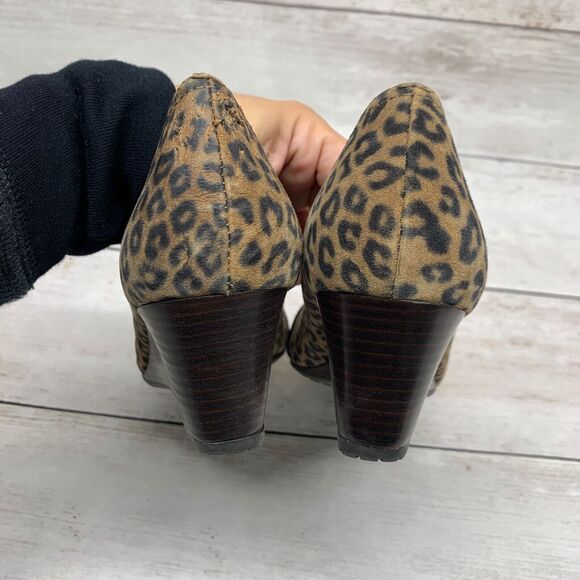 Sofft Womens Leopard Animal Print Closed Toe Dress Shoe Size 10M Heel - Picture 4 of 11